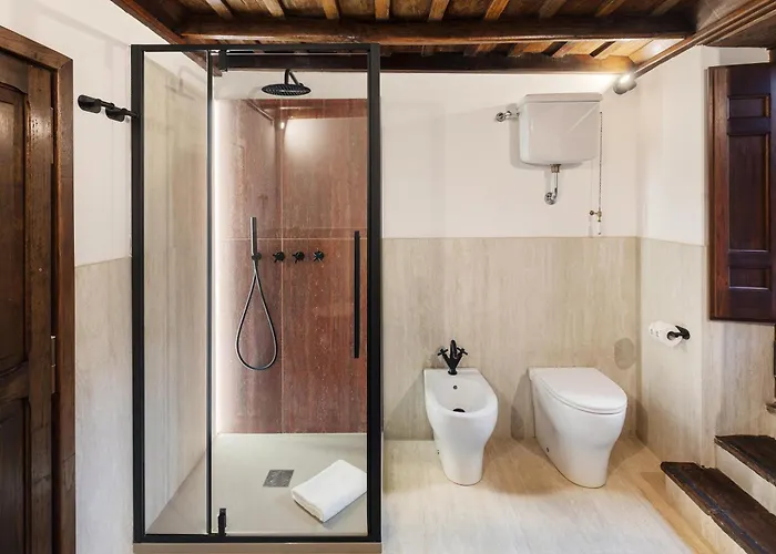 Domus Minelli Navona By Ghor Rom